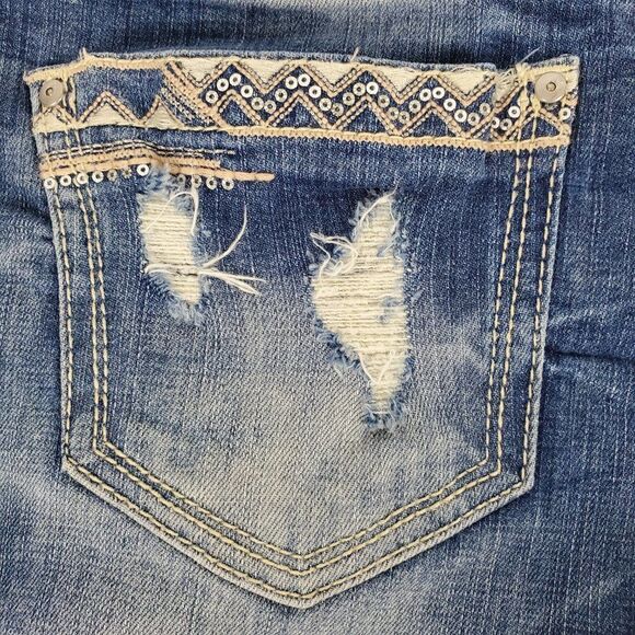 Daytrip Taurus Boyfriend‎ Denim Blue Jean Shorts Size 24 Distressed Aztec Sequin - Picture 6 of 13